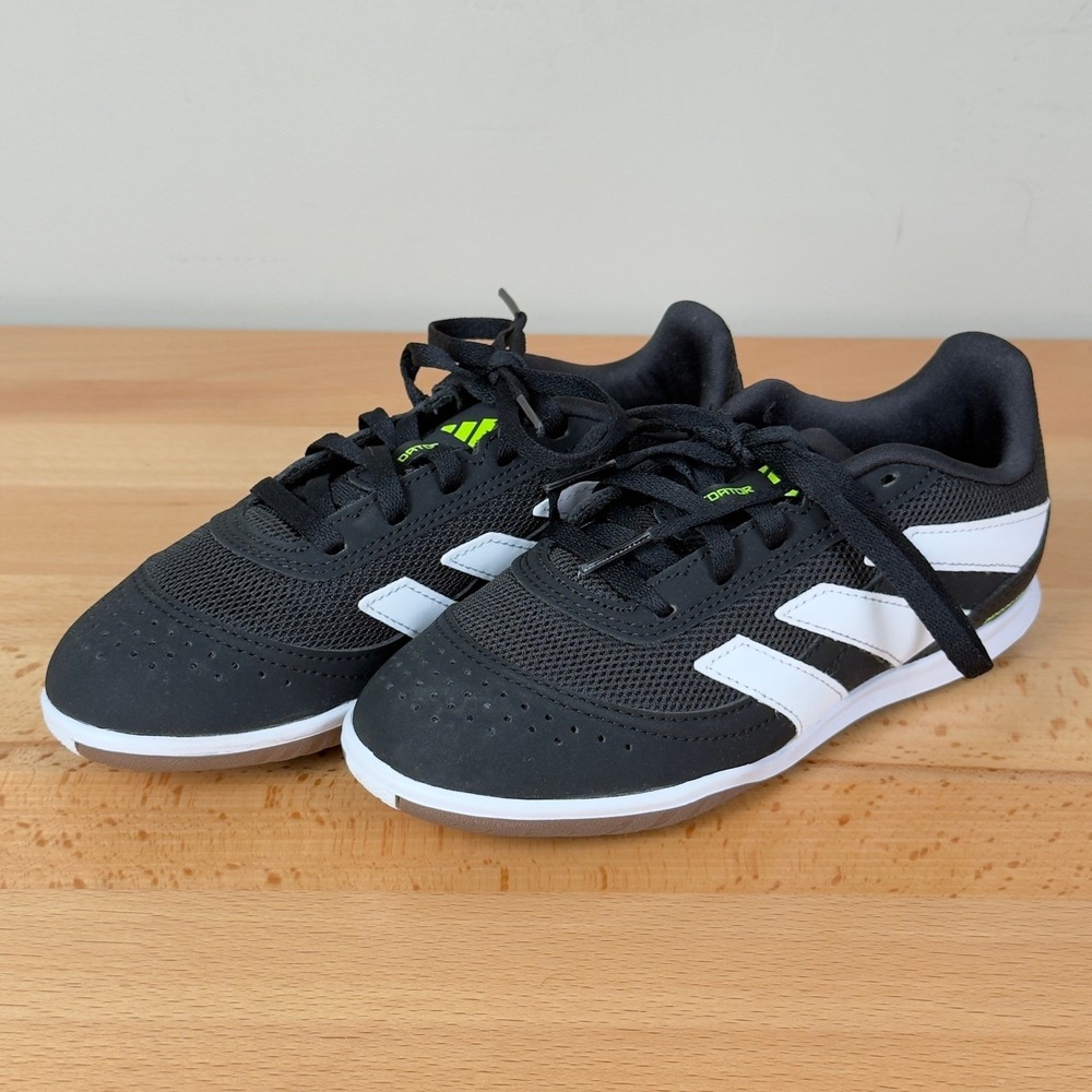 Adidas Indoor Soccer Shoes US 1.5 Kids Black White Predator Club In Sala Sneaker